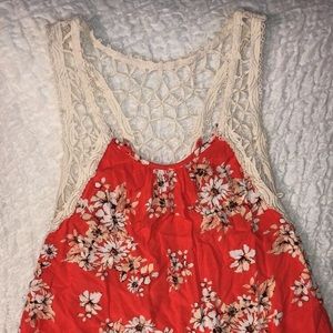 SWEET WANDERER red tank top